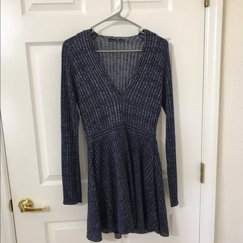Zara Long sleeve dress